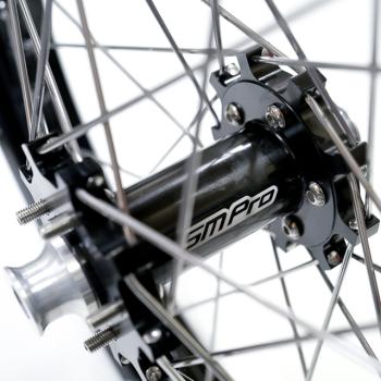 SM PRO rear wheel 19" Airtight System black