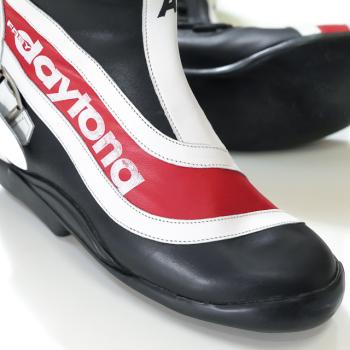 DAYTONA retro model Simon Wigg size 40